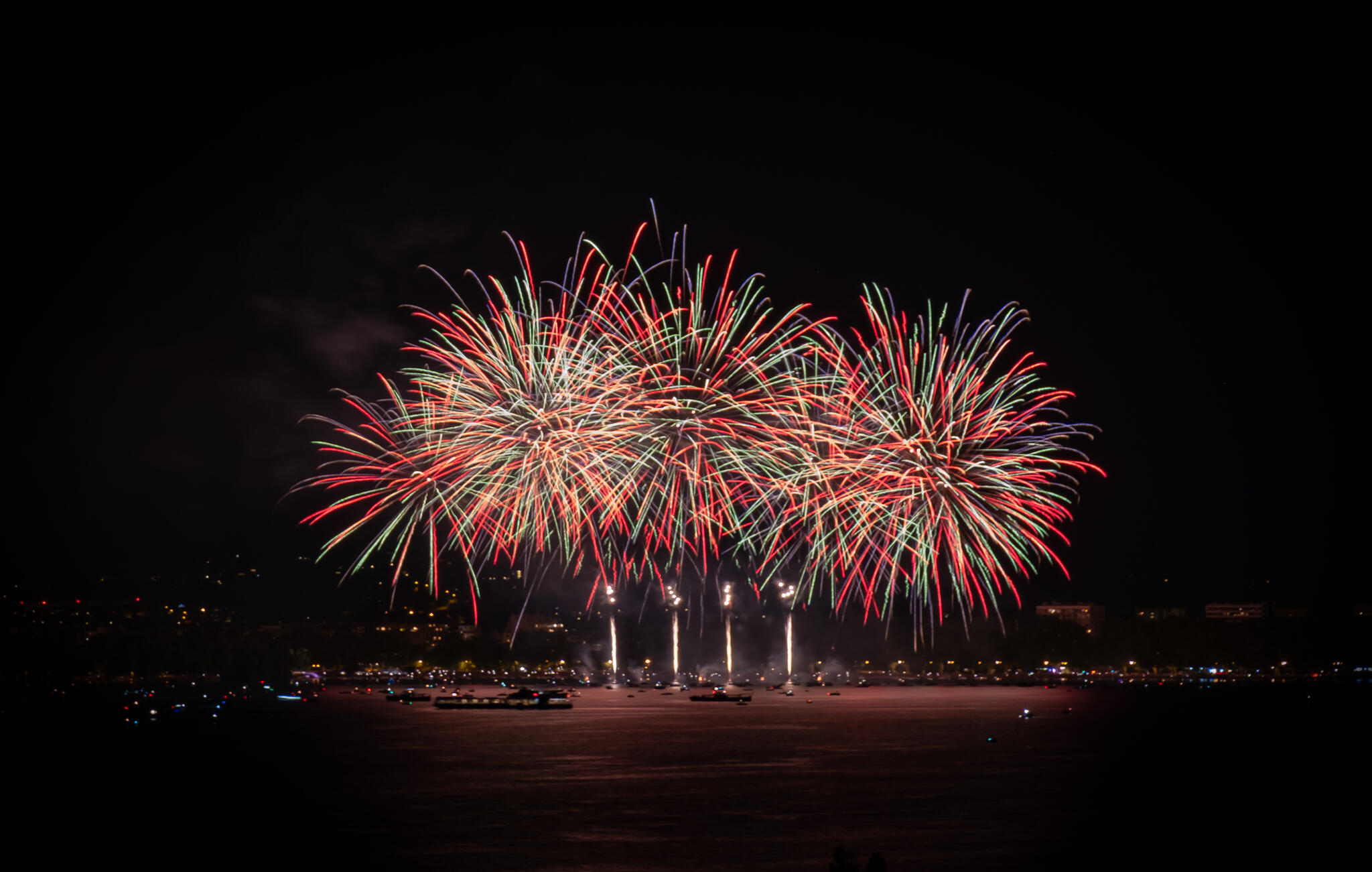 Feux d'artifices [Photo de Yannic Hobé]