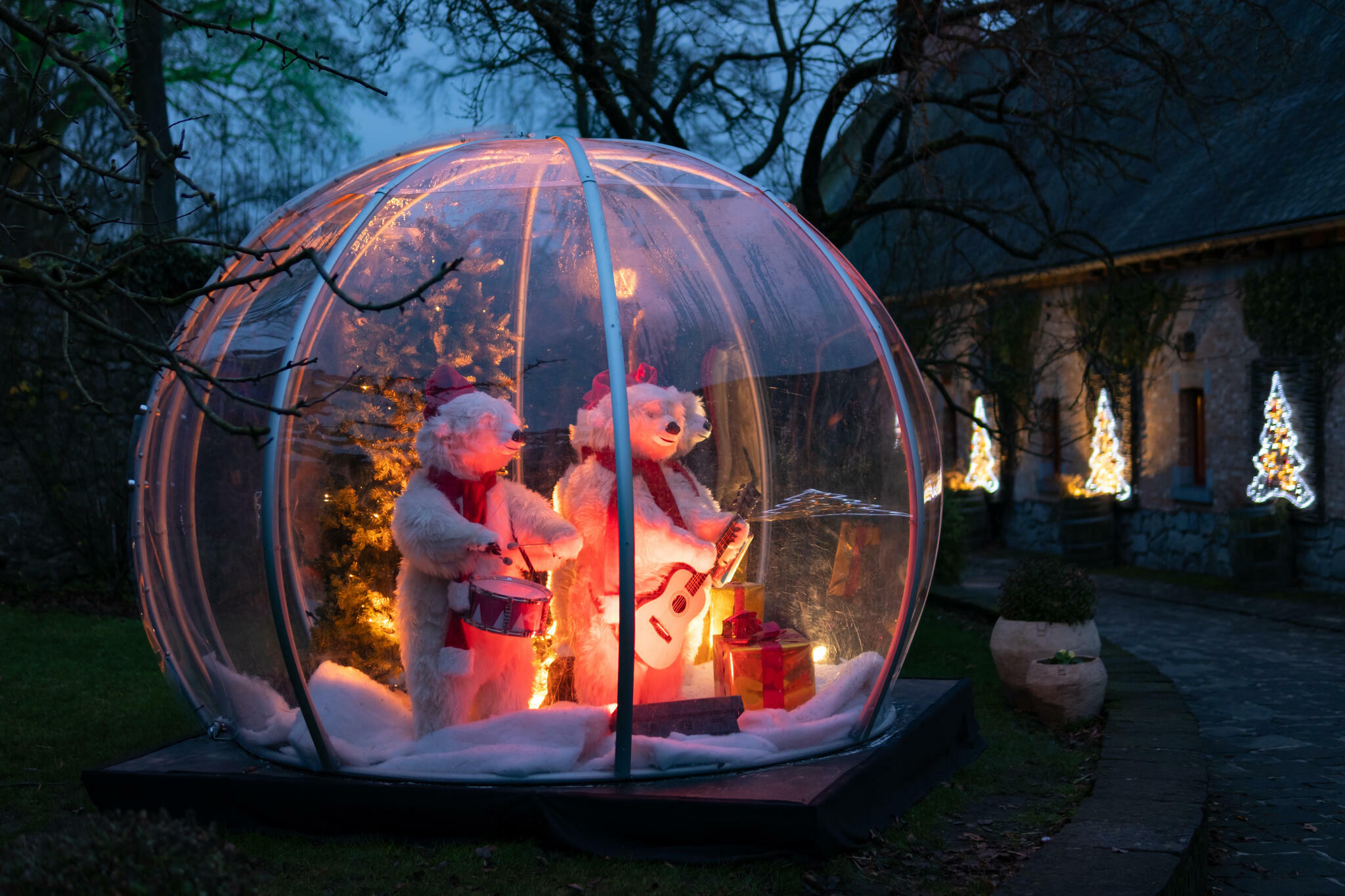 Les lumi&egrave;res de No&euml;l [Photo de Yannic Hobé]