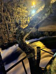 La Cascade de Coo en tenue de soirée.