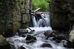 Cascade du chemin de la pierre à Moha