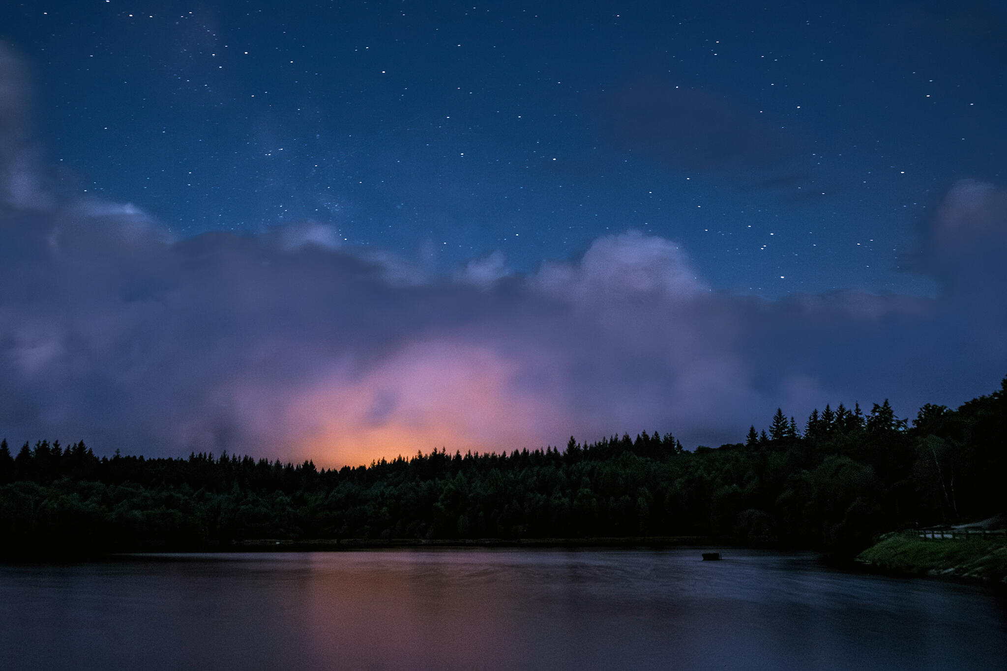 Foyer orageux au firmament [Photo de Lysiane De Galan]
