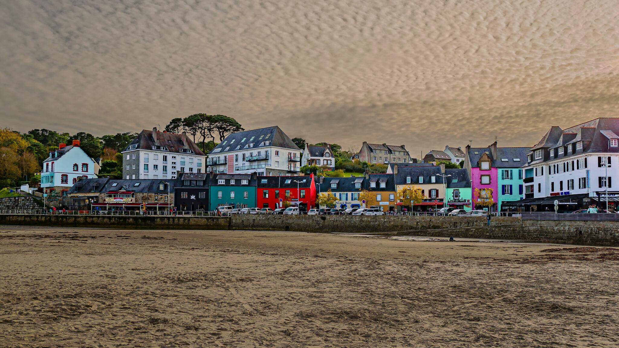 Ils ont des chapeaux ronds [Photo de Luc Ipher]