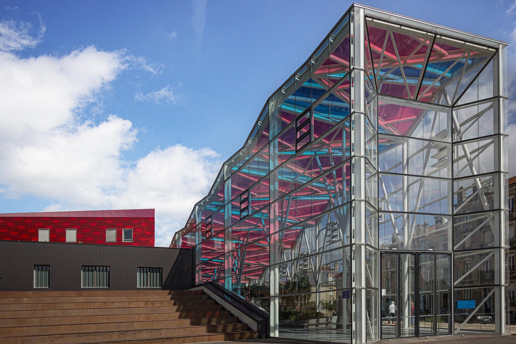 Campus ARTEM [Photo de Robert Cure]