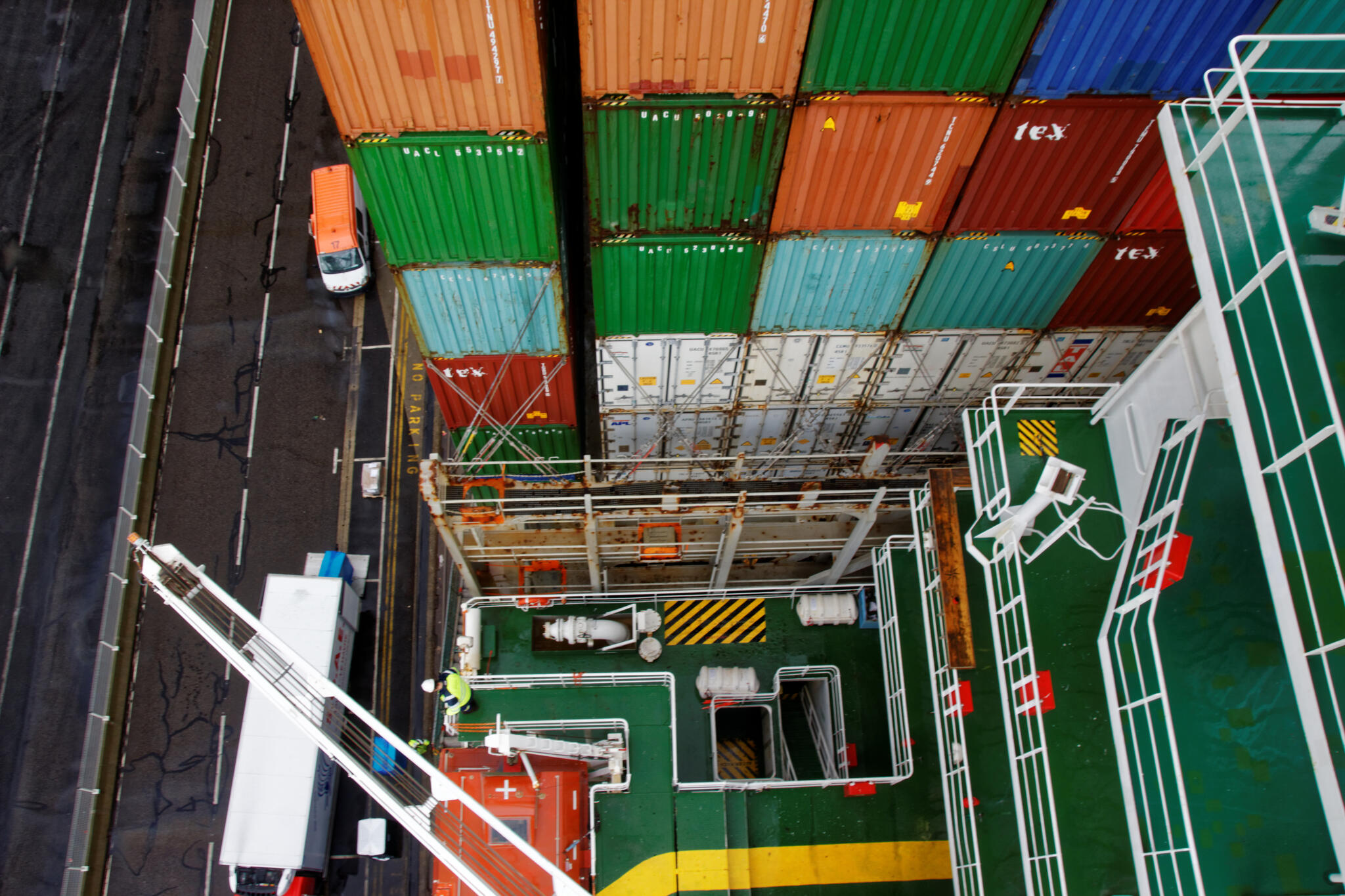 A bord du CMA-CGM Amerigo Vespucci [Photo de Pascal Bronnec]