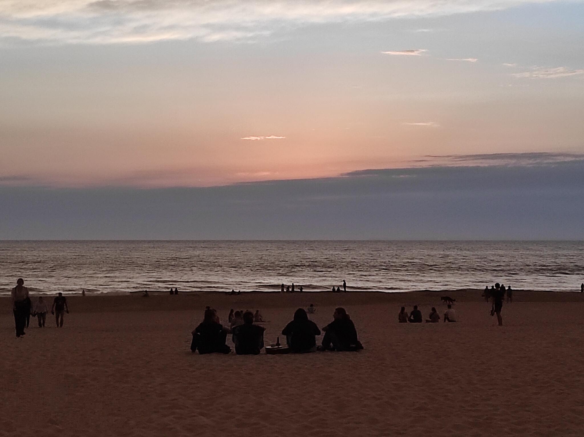 Contemplation soleil couchant [Photo de Claudine Strohm]