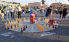 Pour la prochaine fois, des bières ( belges !) Place Jemaa el Fna. Marrakech.