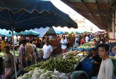 Le matin au marché de Cayenne