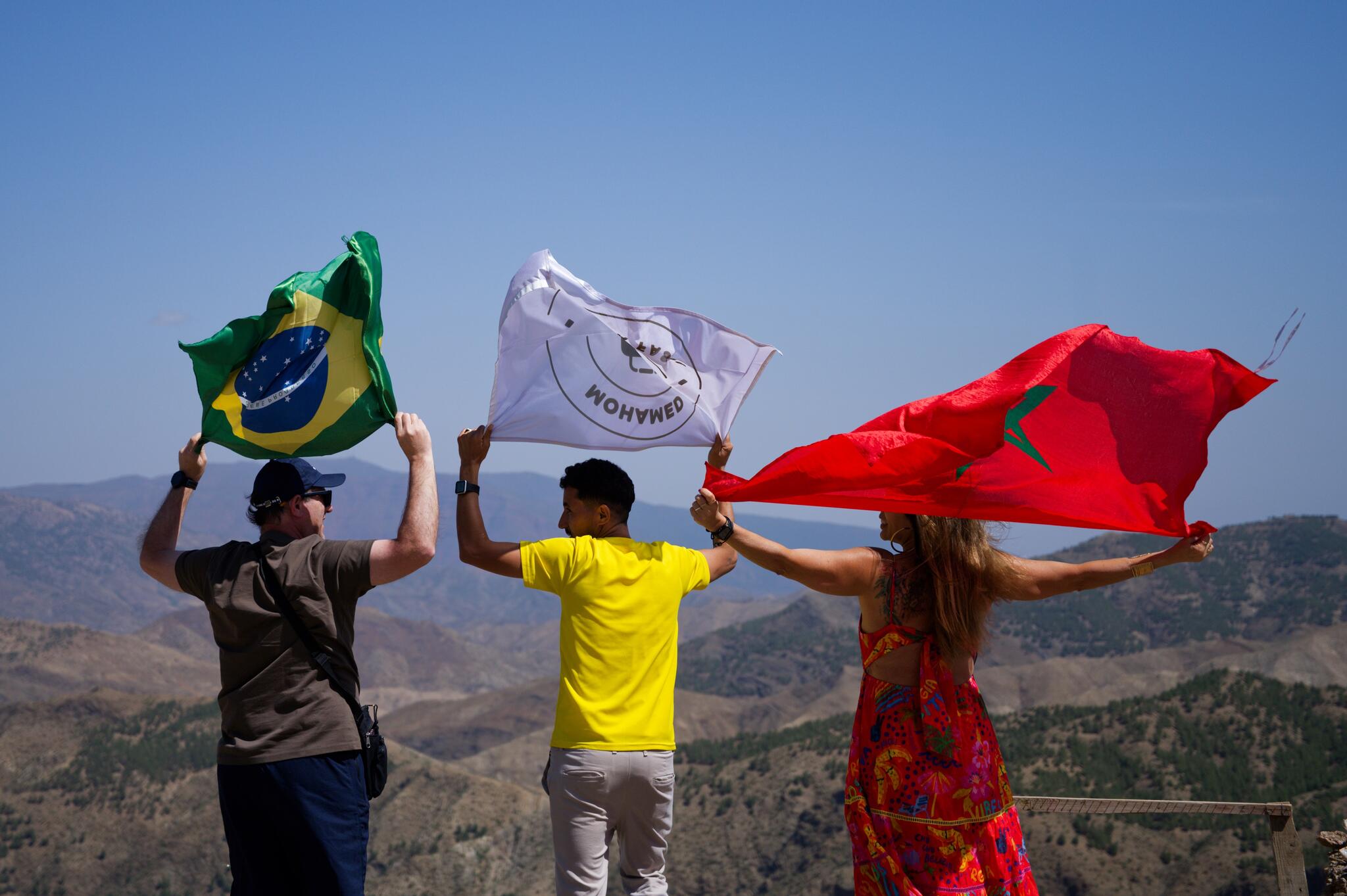 Drapeaux en folie [Photo de Alexandra Lorenzini]