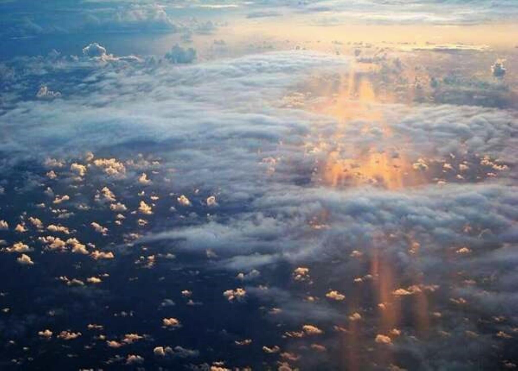 Lever de soleil entre Darwin et Singapour [Photo de Caroline Dony]