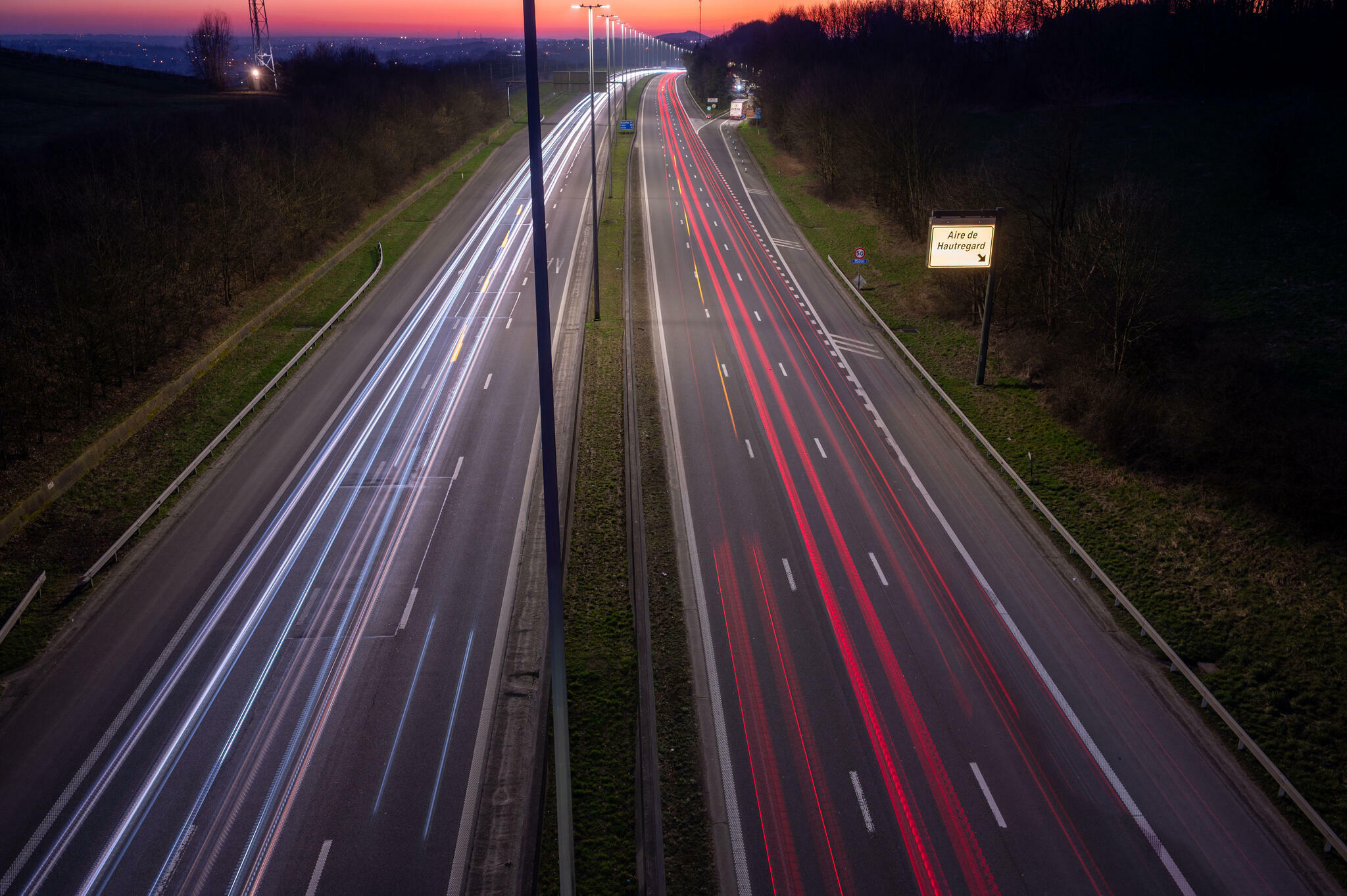 Dé....filé sur la E40 [Photo de Jean-Louis Darchambeau]