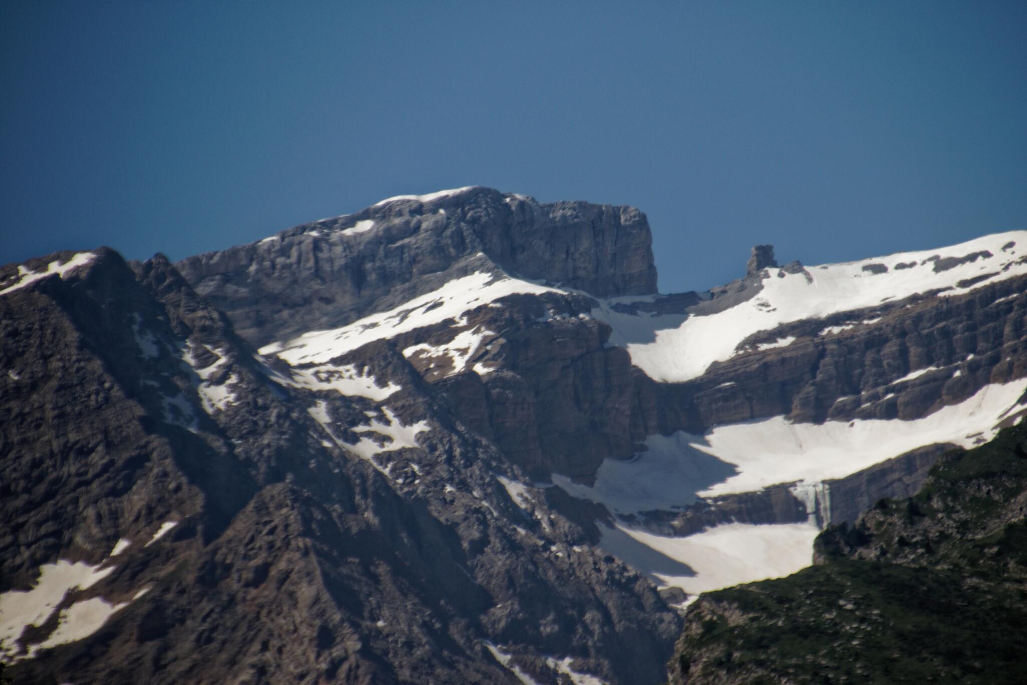 La Br&egrave;che de Roland (Pyr&eacute;n&eacute;es)
